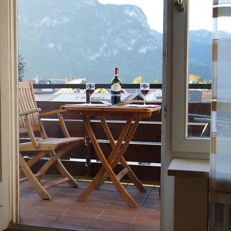 Sunny 1-Room Apartment Near Railway Station Garmisch-Partenkirchen Luaran gambar